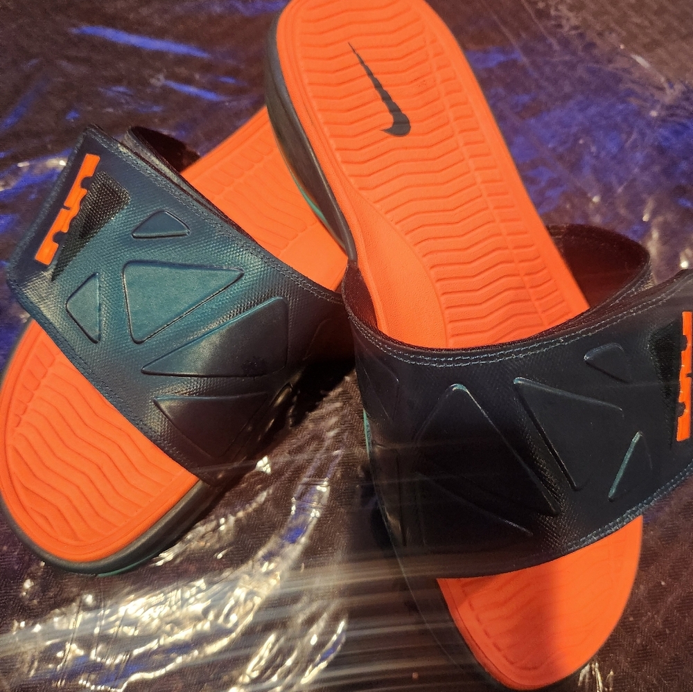 Nike LeBron Slides